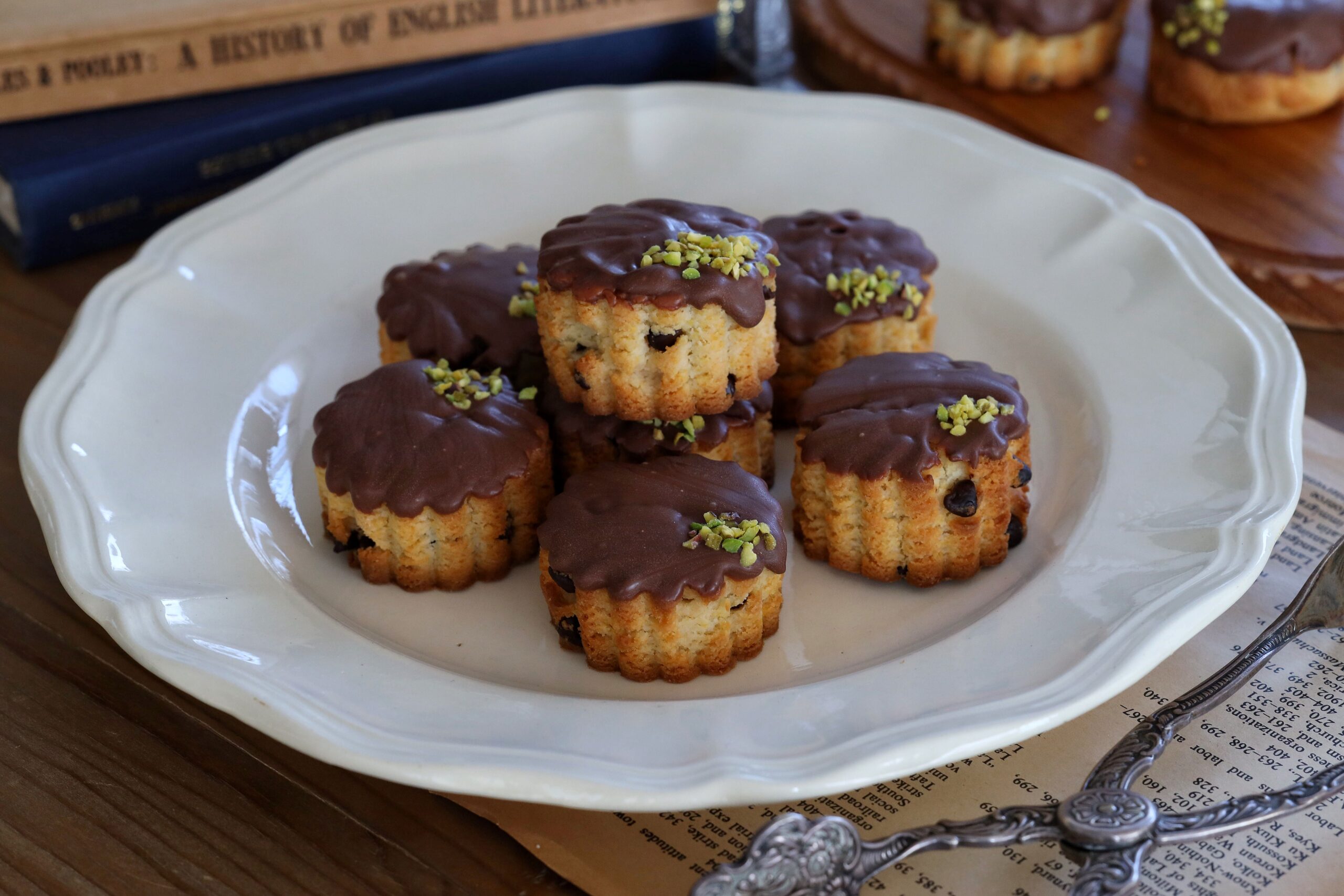 【米粉料理家こばやしまりこさん監修】米粉Wチョコスコーン